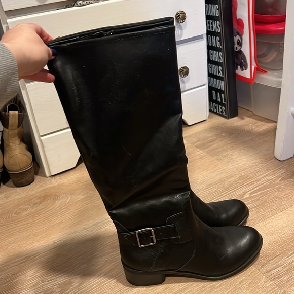 Tall Riding Boots - Picture 2 of 3